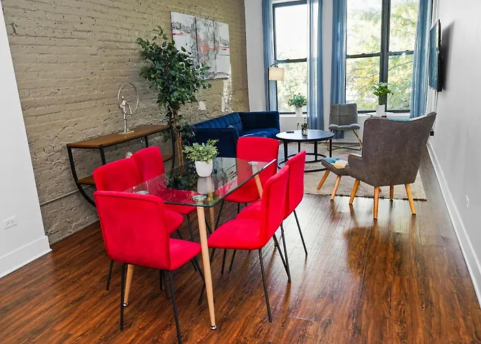South Loop 3br Group Comfort Near Downtown, Grant Park, Soldier Field And Mccormick Place Chicago